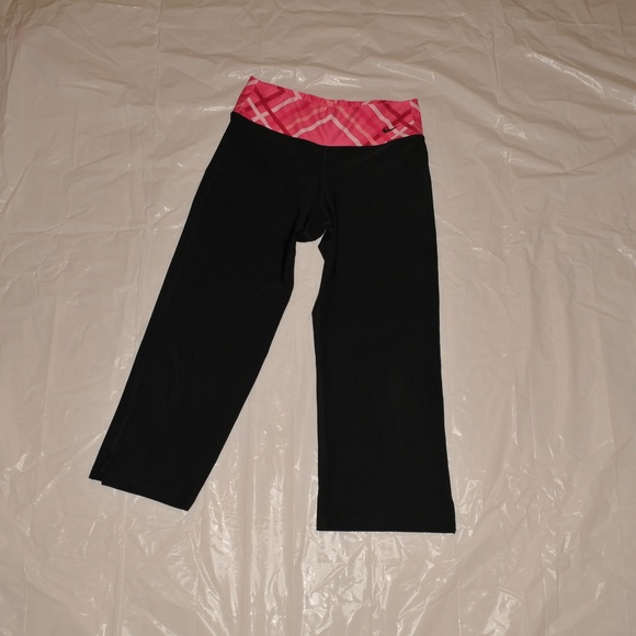 Nike Capri Pants XS Pink / Black 0315 - Picture 3 of 8